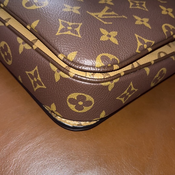 LOUIS VUITTON MÉTIS REVERSE POCHETTE 2022 - Picture 10 of 11